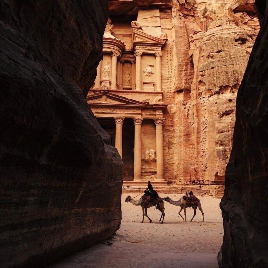 Amman Airport to Petra via the Dead Sea